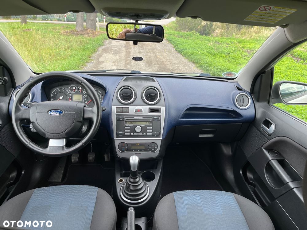 Ford Fiesta 1.3 Style - 8