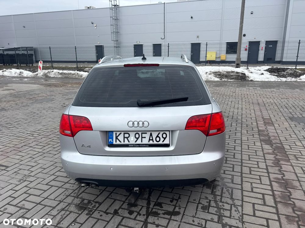 Audi A4 Avant - 6