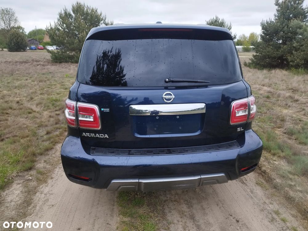 Nissan Armada - 6