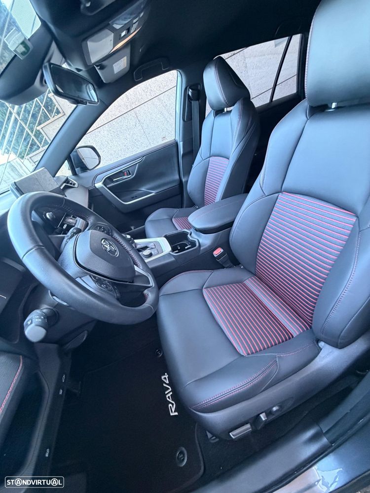 Toyota RAV4 2.5 HDF Plug-in Square Co.AWD-i - 9