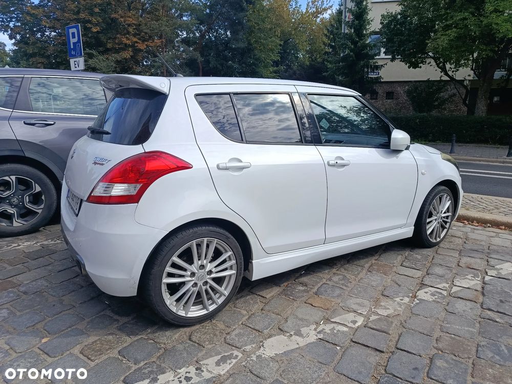 Suzuki Swift 1.6 Sport - 8