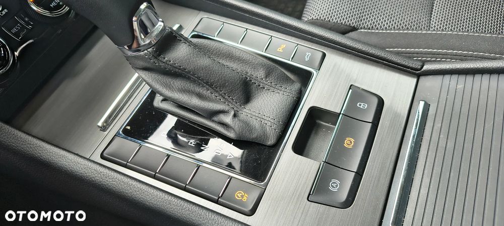 Skoda Superb 1.5 TSI ACT Style DSG - 18