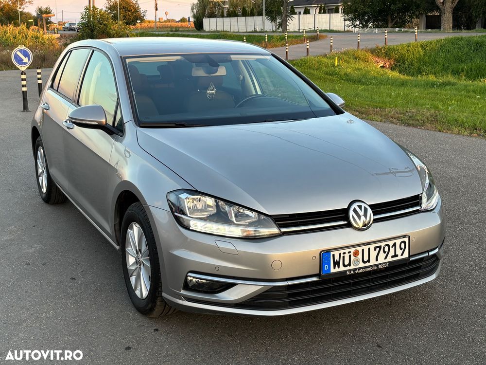 Volkswagen Golf 1.0 TSI Comfortline - 23