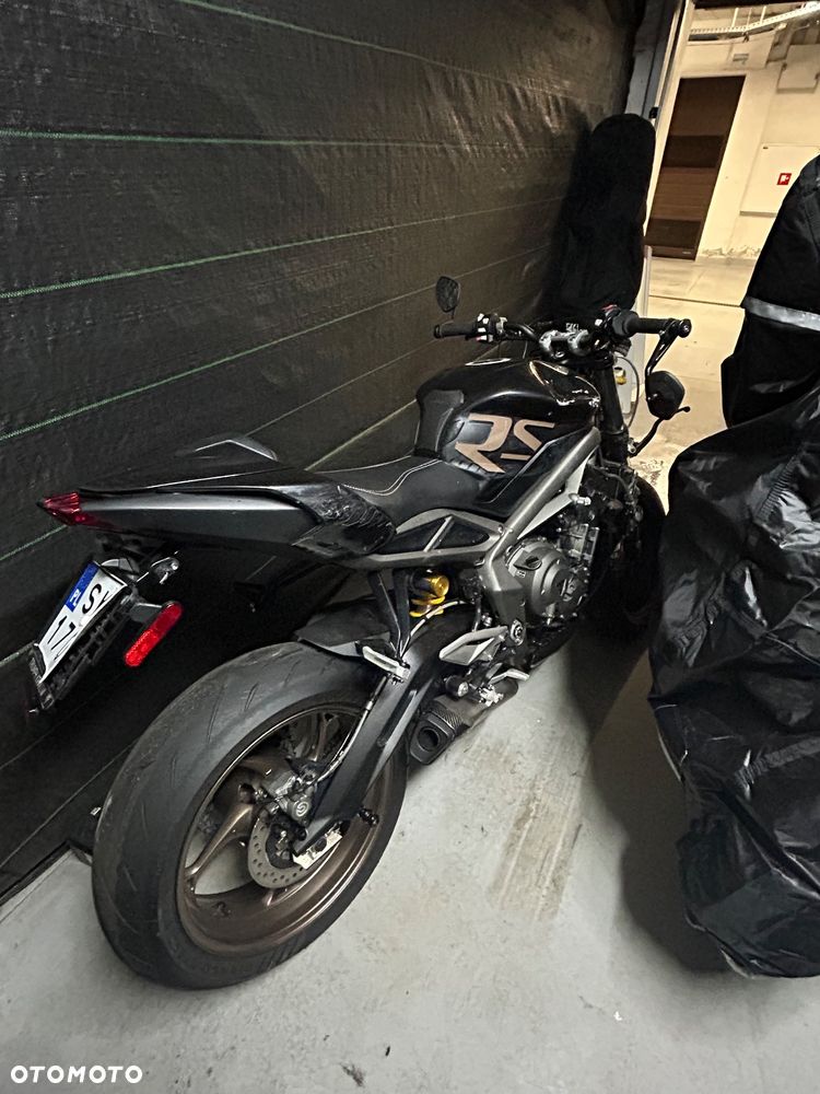 Triumph Street Triple - 1