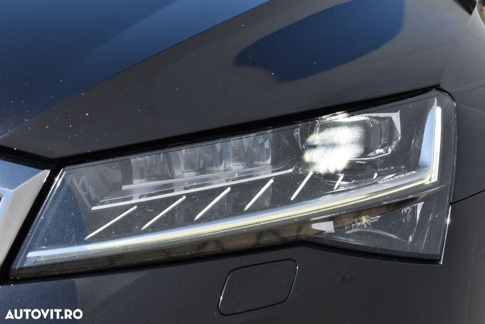 Skoda Superb 2.0 TDI DSG Ambition - 14