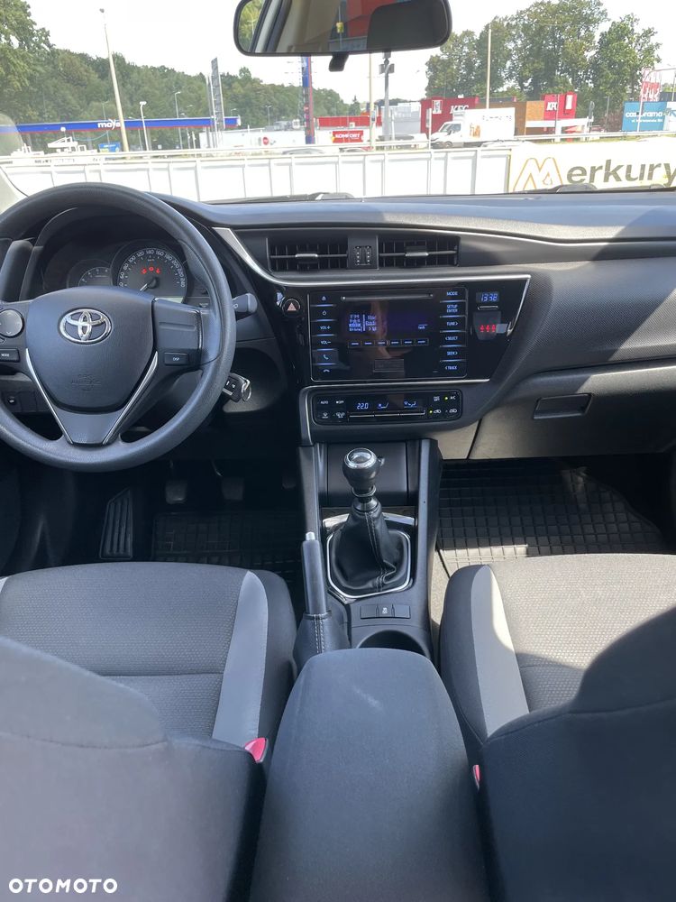 Toyota Auris 1.4 D-4D Comfort - 12