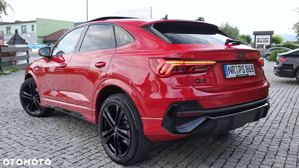 Audi Q3 Sportback - 2