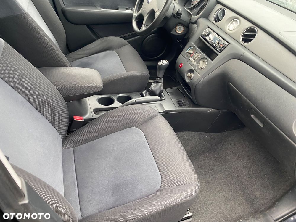Mitsubishi Outlander 2.0 Comfort 4WD - 27
