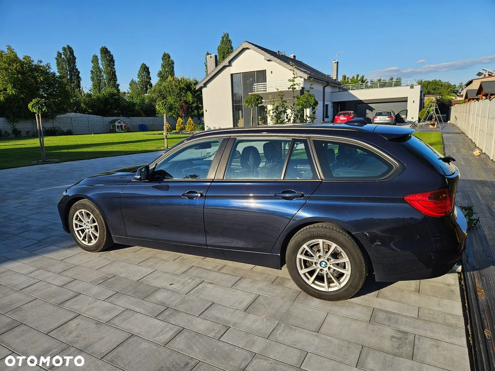 BMW Seria 3 318d - 2