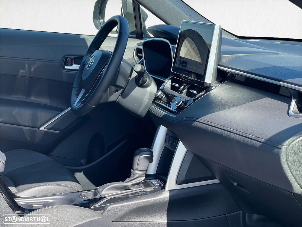 Toyota Corolla Cross 1.8 Hybrid Luxury - 13