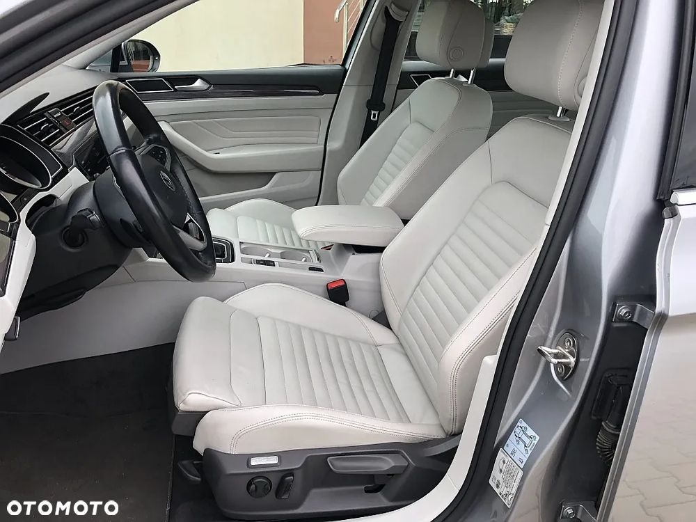 Volkswagen Passat Variant 2.0 TDI BMT 4Mot Highline DSG - 9