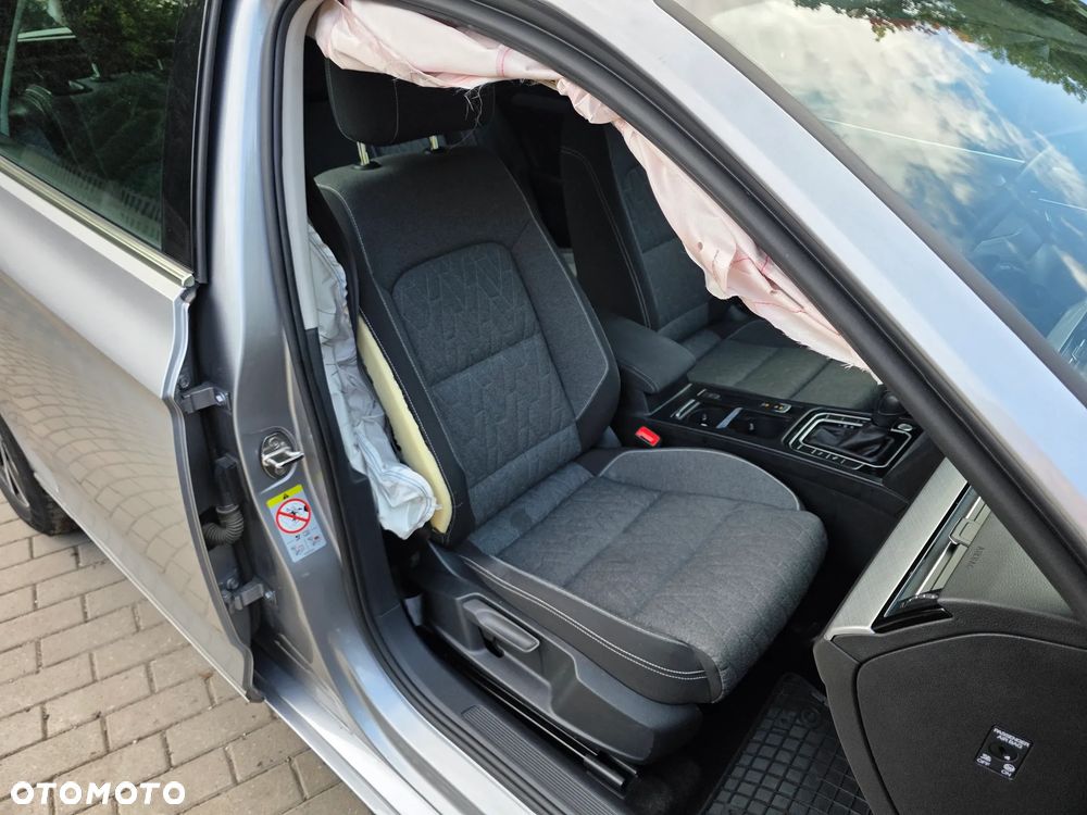 Volkswagen Passat 1.5 TSI EVO Business DSG - 14