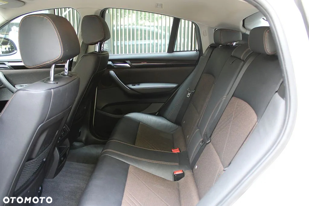 BMW X4 xDrive20i xLine - 14