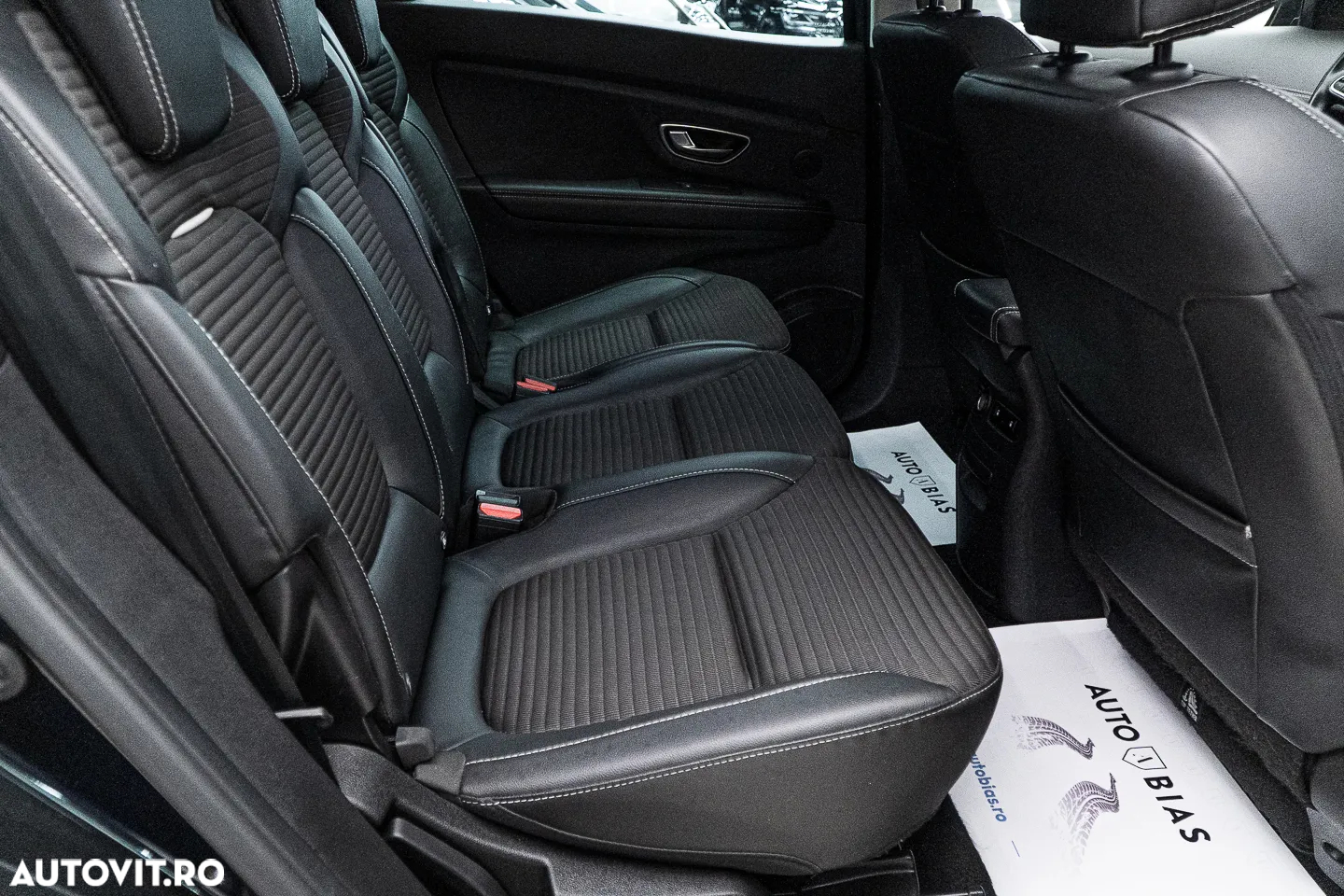 Renault Grand Scenic TCe 140 GPF EDC BOSE EDITION - 21