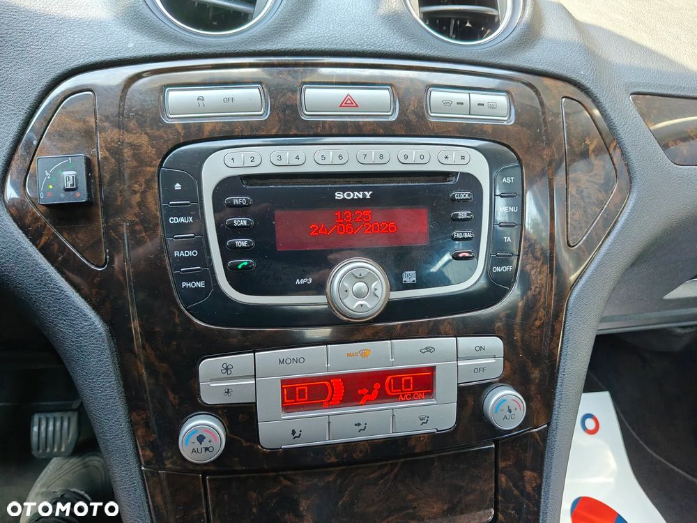Ford Mondeo 2.0 Viva Titanium - 25