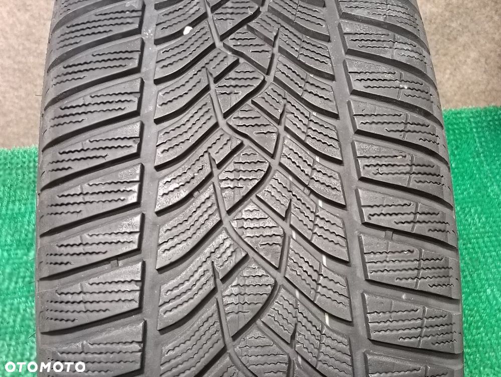KIA STINGER 17-24r Koła z Oponami Zimowymi 255/35/19 GOODYAER 20/21r - 23