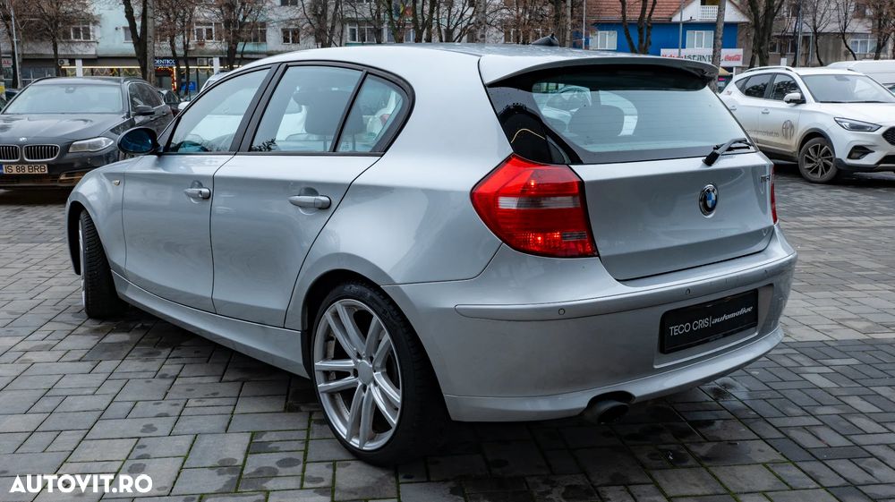 BMW Seria 1 116i - 27