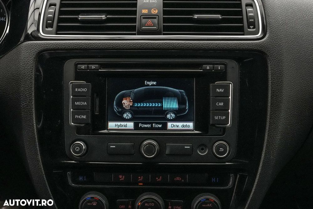 Volkswagen Jetta - 21