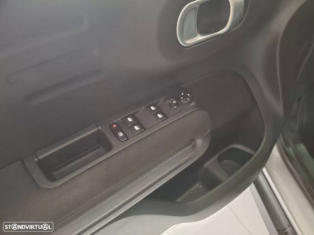 Citroën C3 Aircross 1.2 PureTech Shine Pack EAT6 - 7