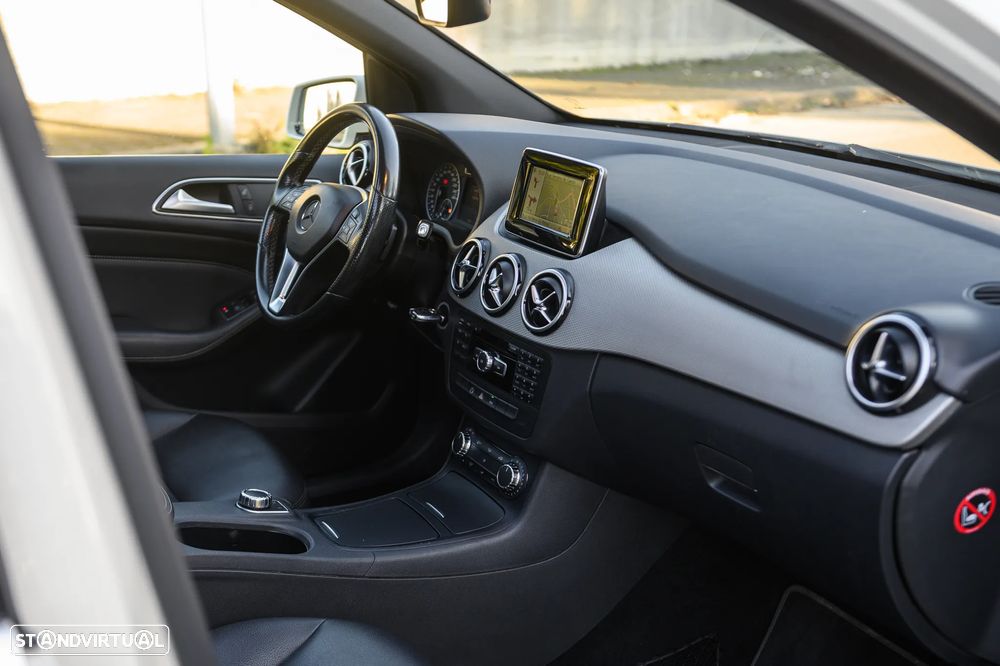 Mercedes-Benz B 180 (CDI) d 7G-DCT Urban - 24