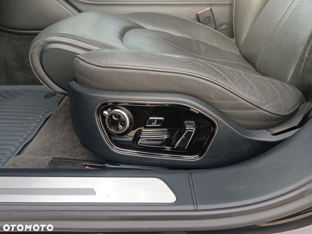 Audi A8 4.2 FSI L Quattro - 17