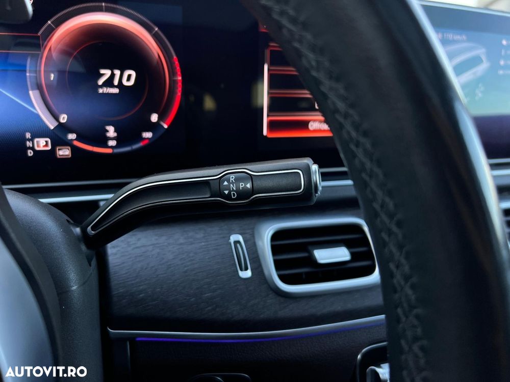 Mercedes-Benz GLS - 39