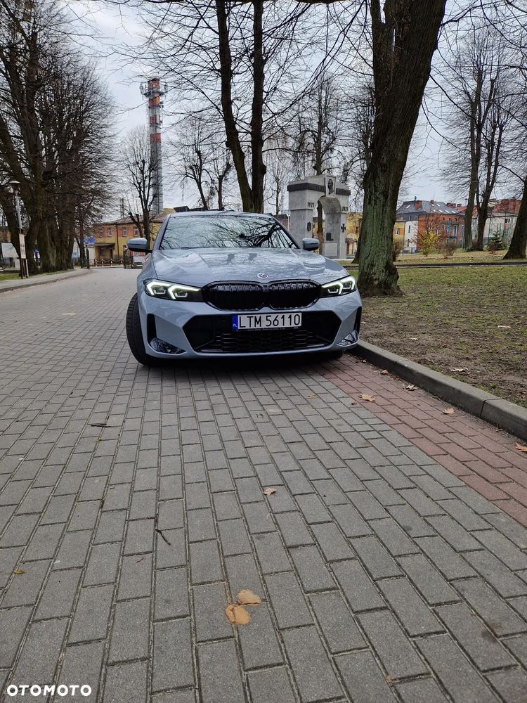 BMW Seria 3 330i xDrive M Sport - 2