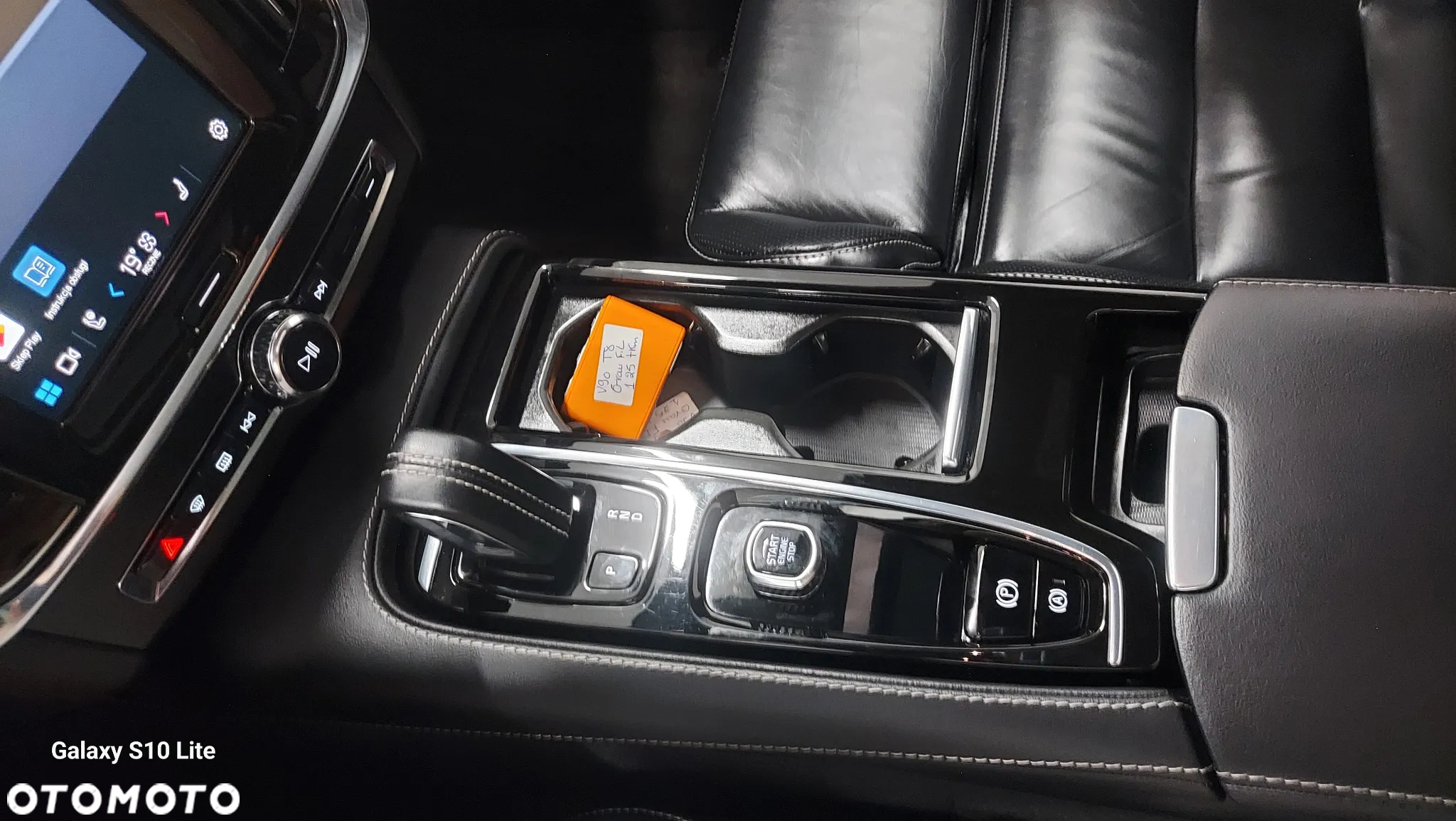 Volvo V90 T8 Twin Engine AWD R Design - 28