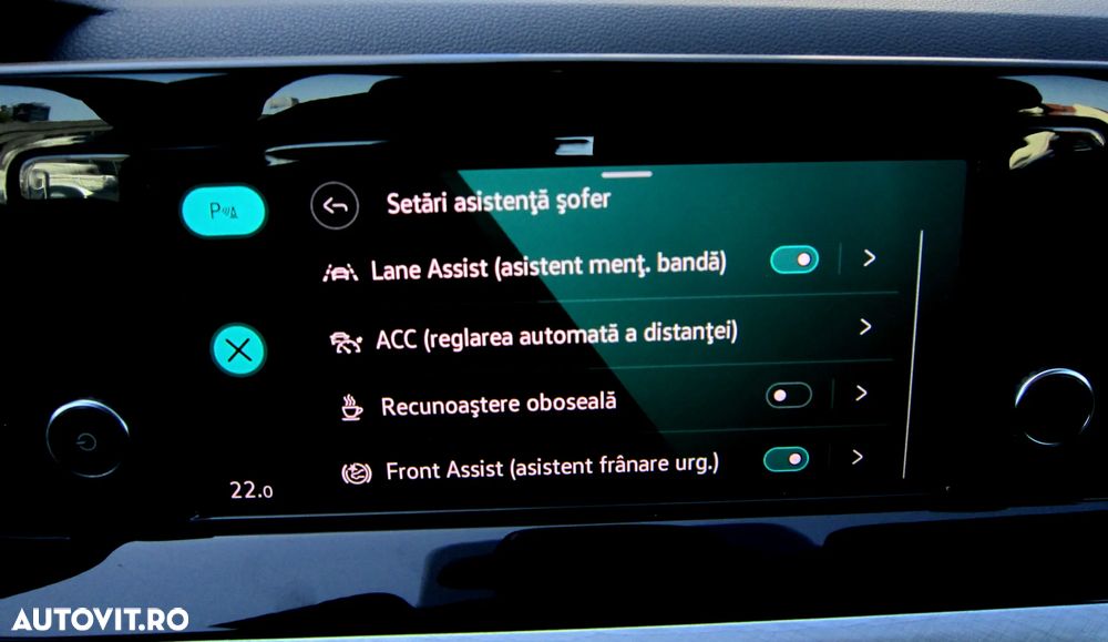 Volkswagen Golf 2.0 TDI Style - 12