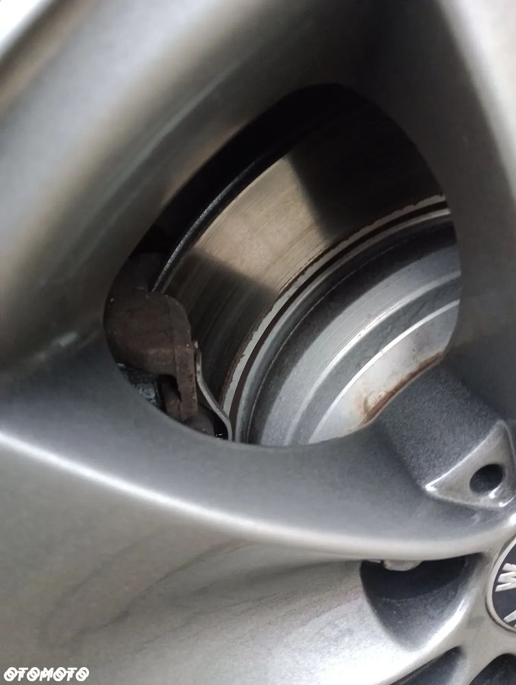 BMW Seria 3 318d DPF - 14