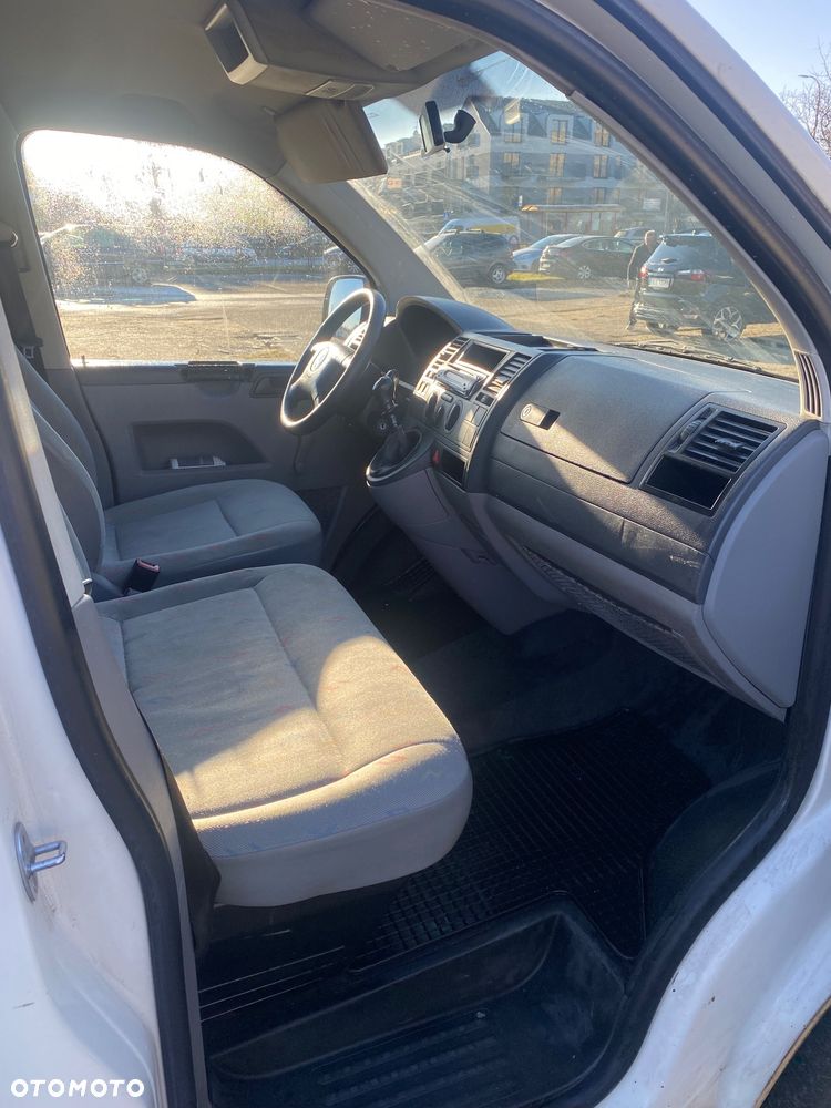 Volkswagen TRANSPORTER T5 - 6