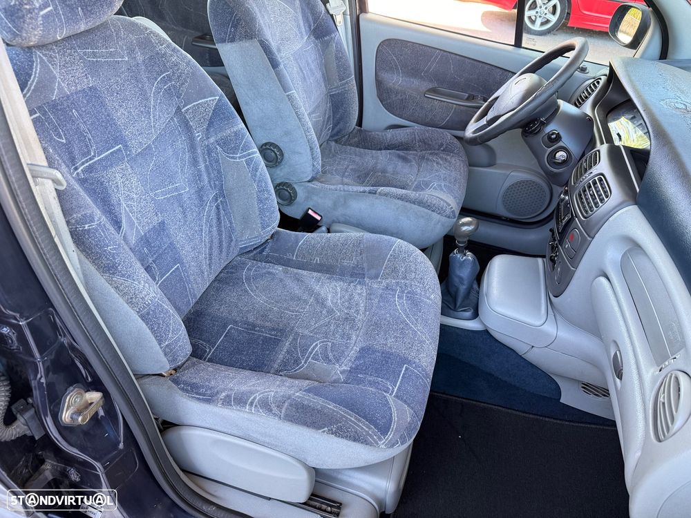 Renault Scénic 1.4 16V RXE AC - 9
