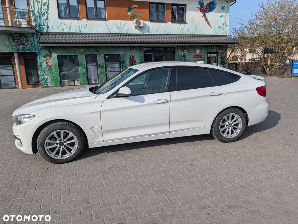 BMW 3GT 320d xDrive Advantage - 18
