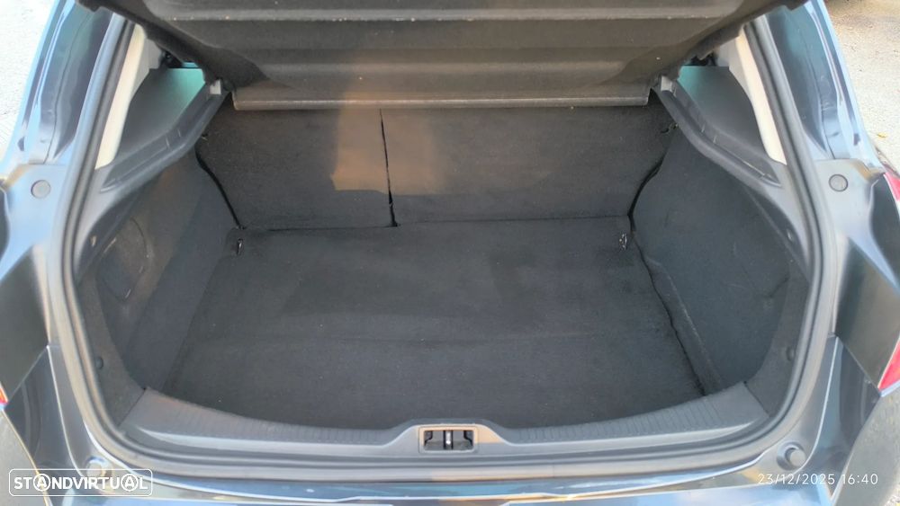 Renault Mégane ENERGY dCi 110 Start & Stop Bose Edition - 31