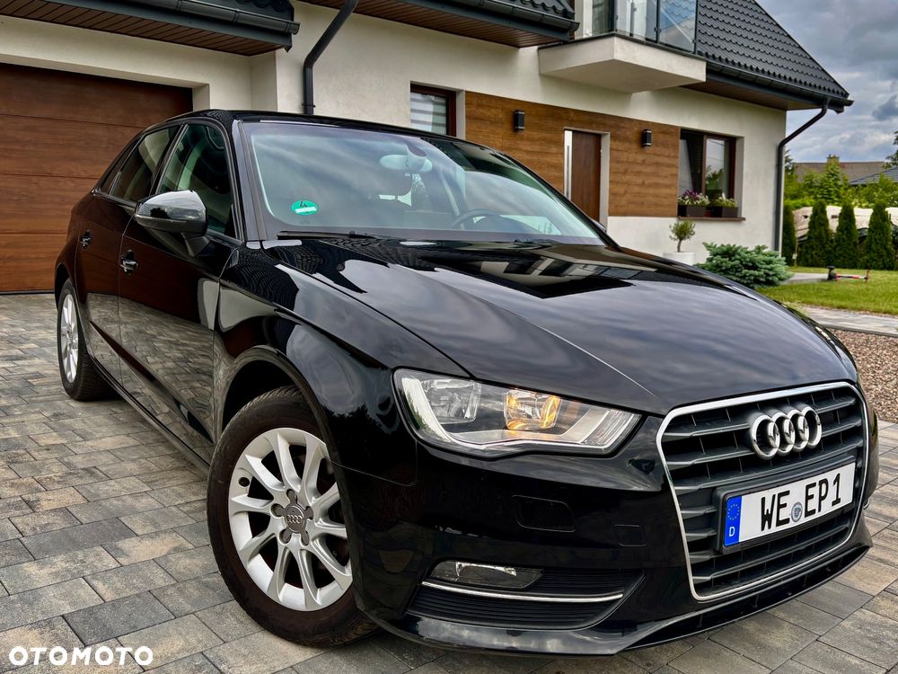 Audi A3 Sportback - 1