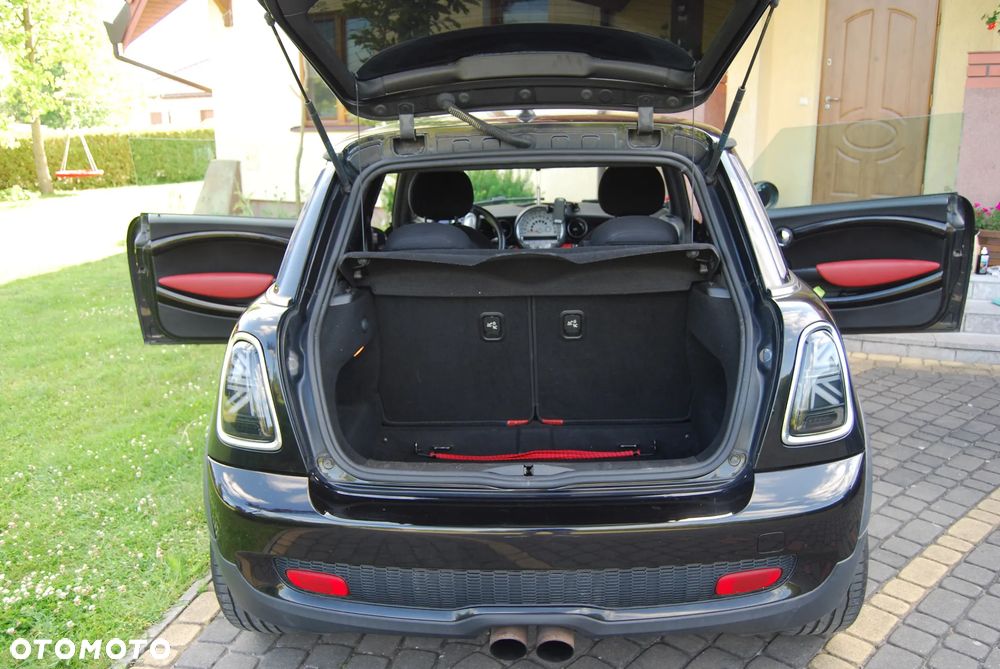 MINI John Cooper Works Standard - 19