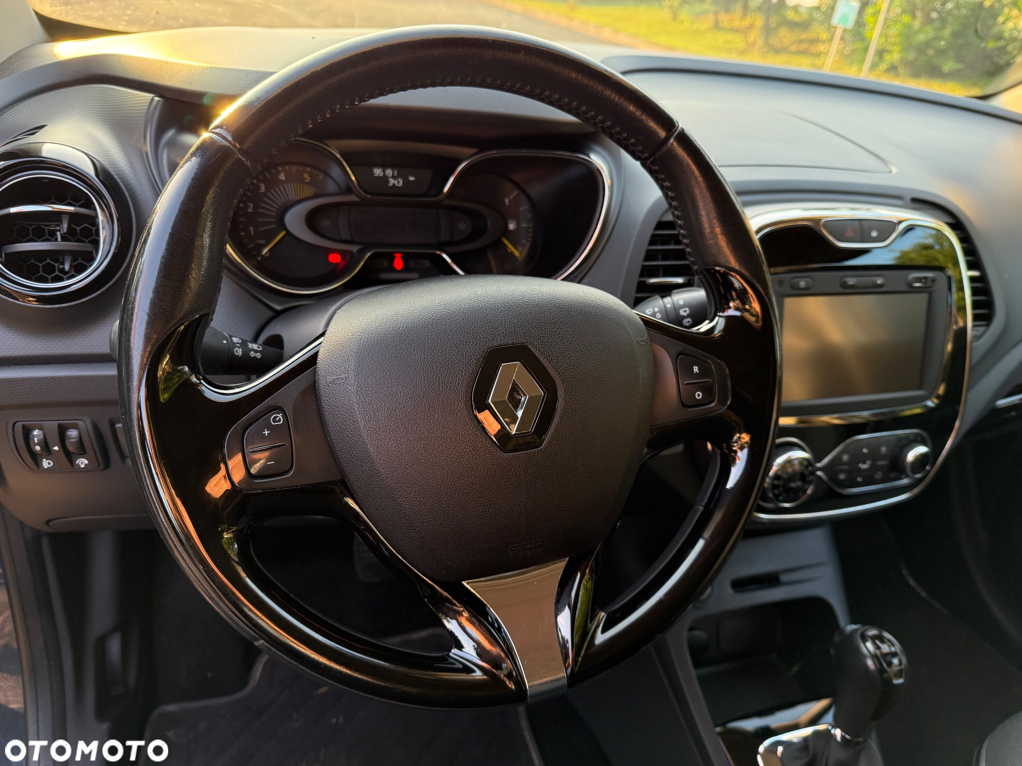 Renault Captur - 12