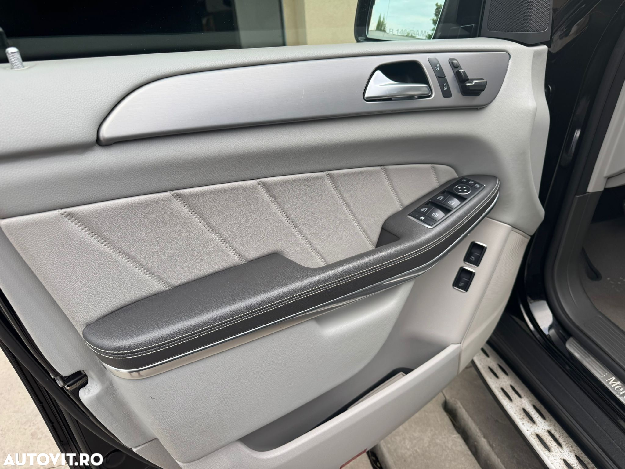 Mercedes-Benz GL 350 4MATIC BlueTec Aut. - 10