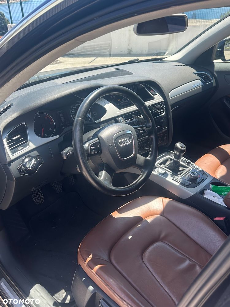 Audi A4 Avant - 16