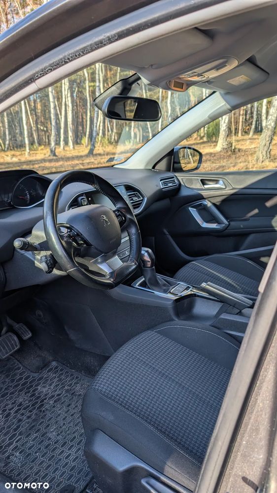 Peugeot 308 SW 1.6 BlueHDi Allure S&S EAT6 - 13