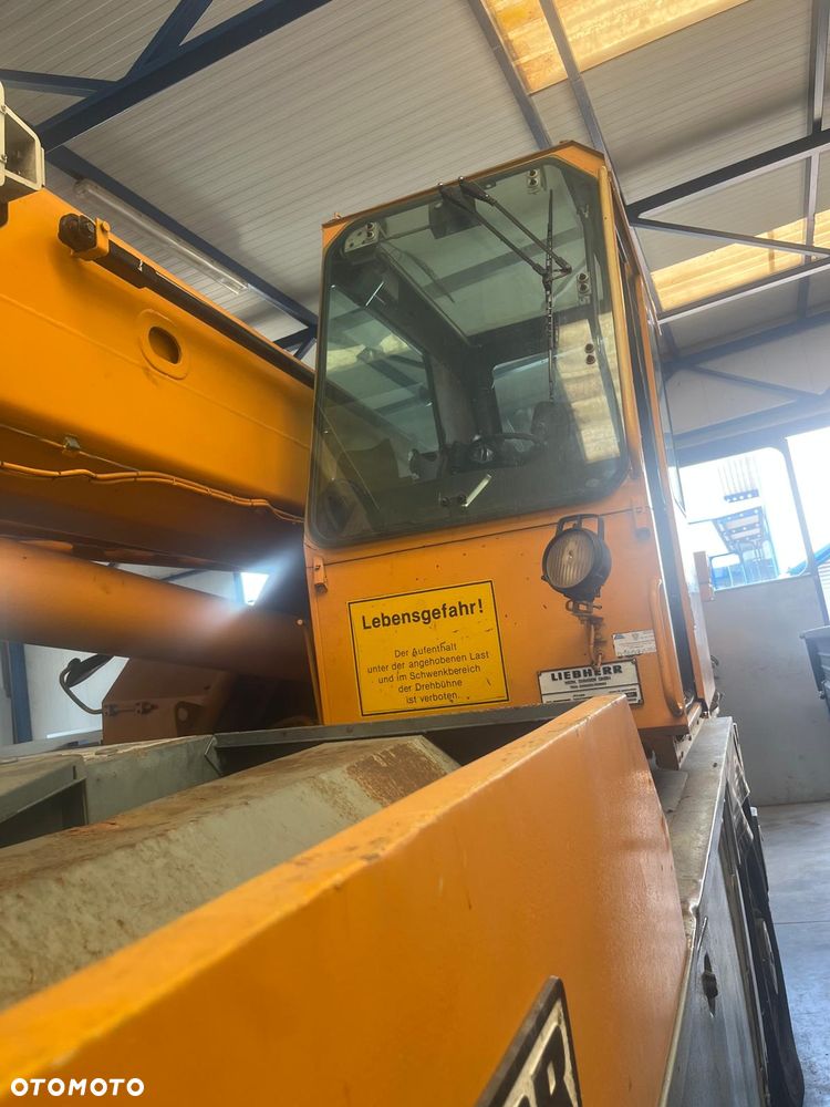 Liebherr 1025 - 4