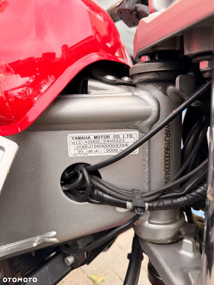 Yamaha XJ - 6