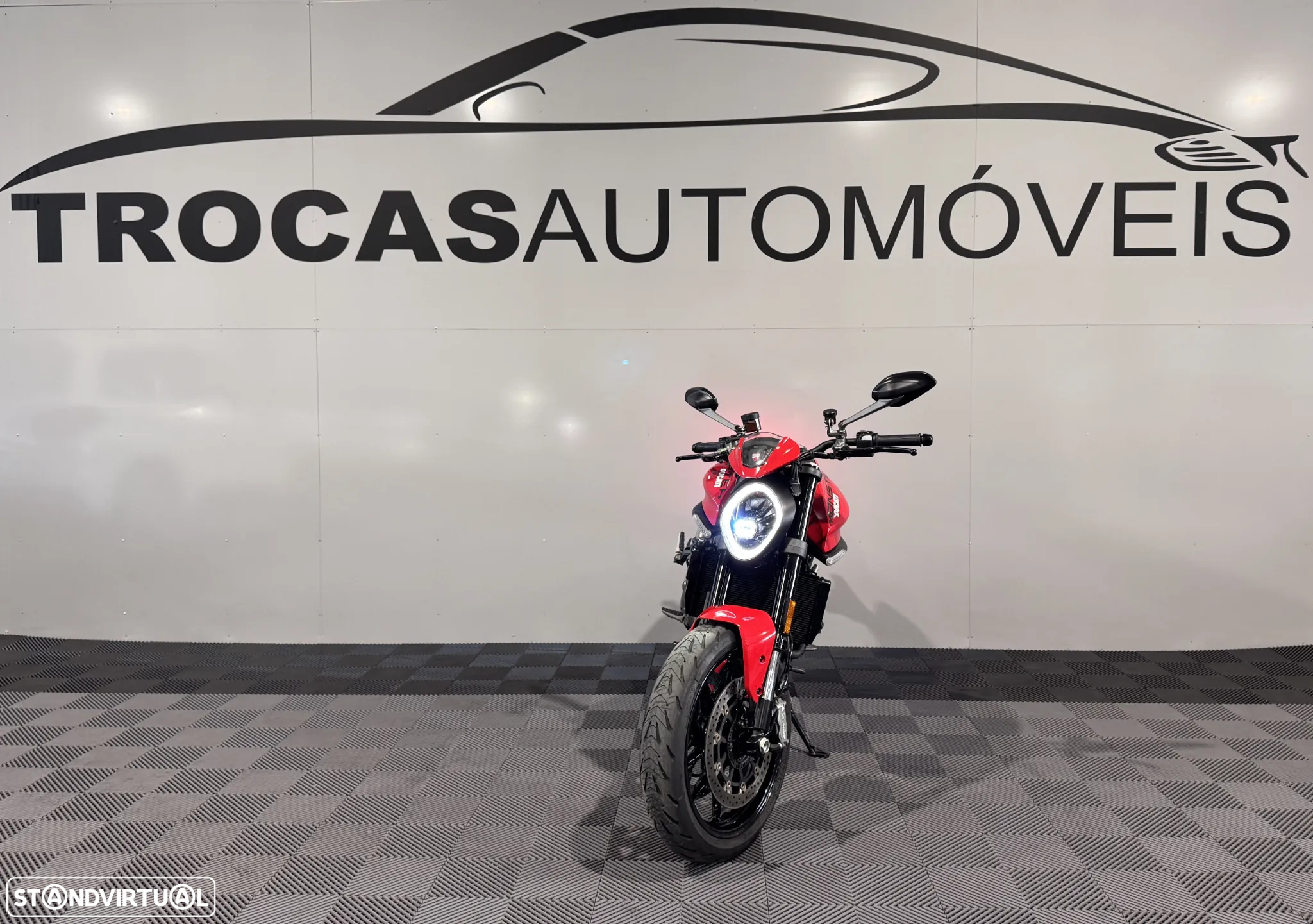Ducati Monster 937 - 18