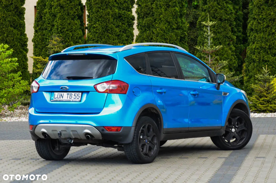 Ford Kuga 2.0 TDCi 2x4 Titanium - 15
