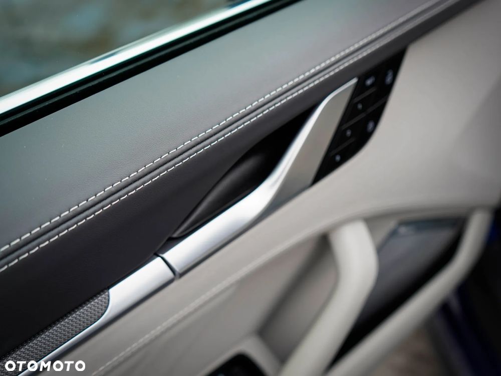 Porsche 911 Turbo - 15