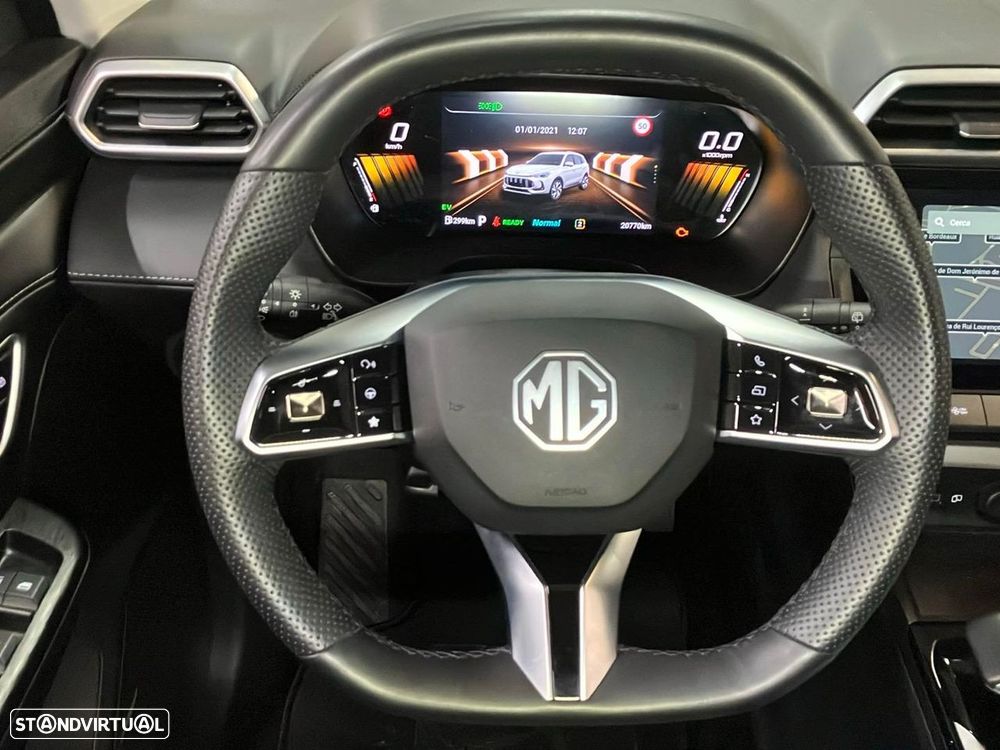 MG ZS 1.5 Hybrid+ Luxury - 11
