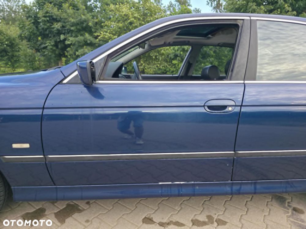 BMW Seria 5 520i - 17