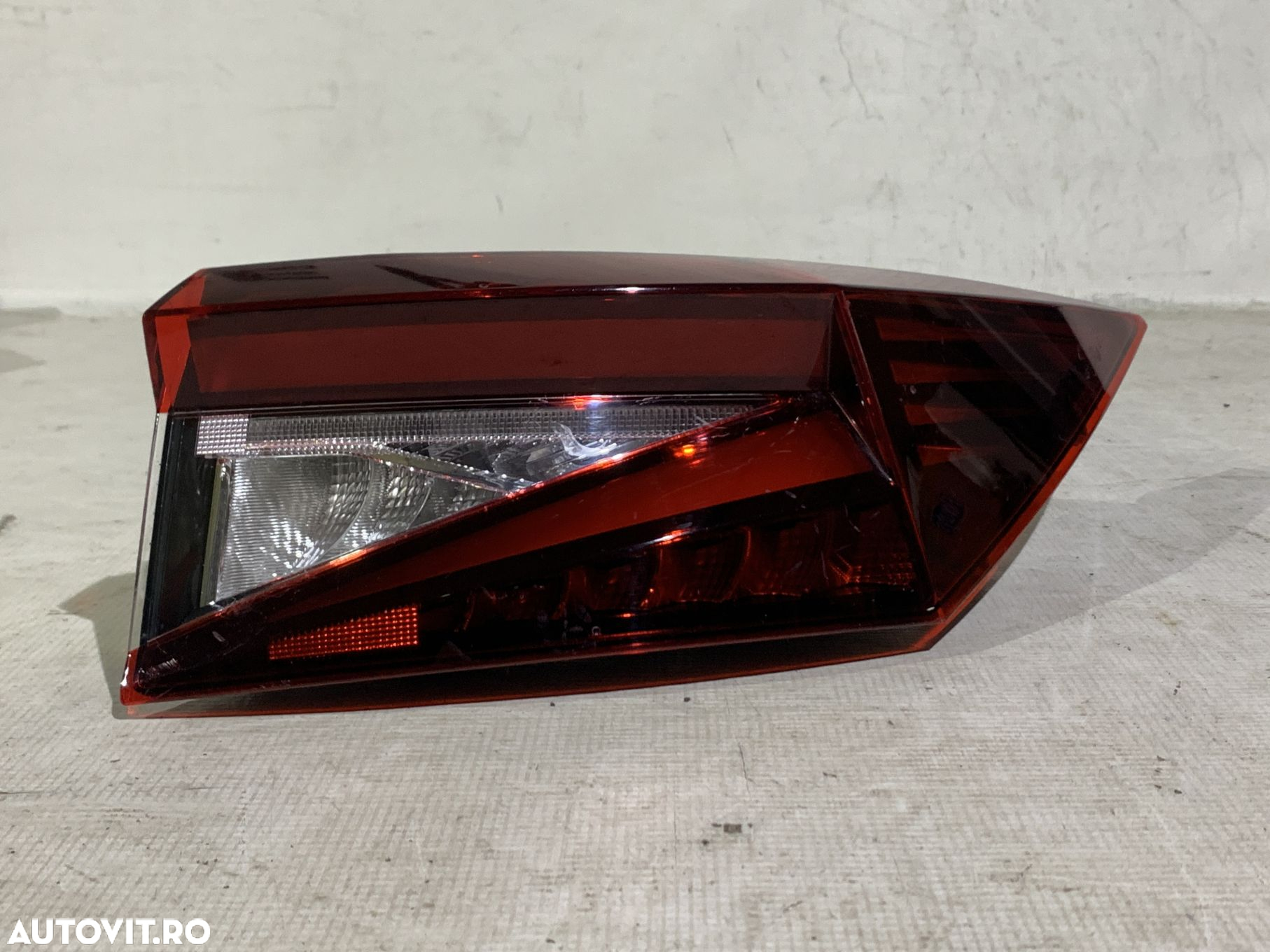 Lampa stop dreapta pe aripa, Skoda Enyaq, 2021, 2022, 2023, 2024, cod origine OE 5LA945208A. - 2