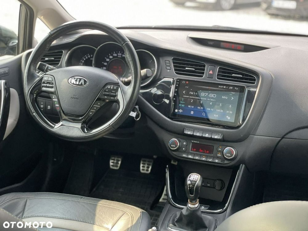 Kia Ceed 1.6 GDI XL - 4