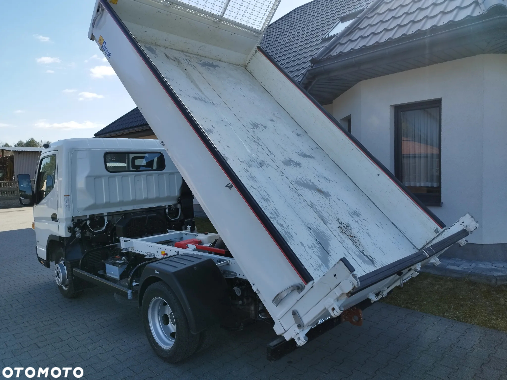 Mitsubishi Fuso Canter - 12